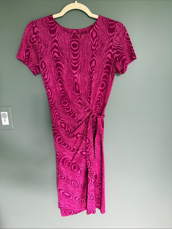 Diane Von Furstenberg Dresses & Skirts - Diane Von Furstenberg Pink Fuchsia Tie-Waist Midi Dress